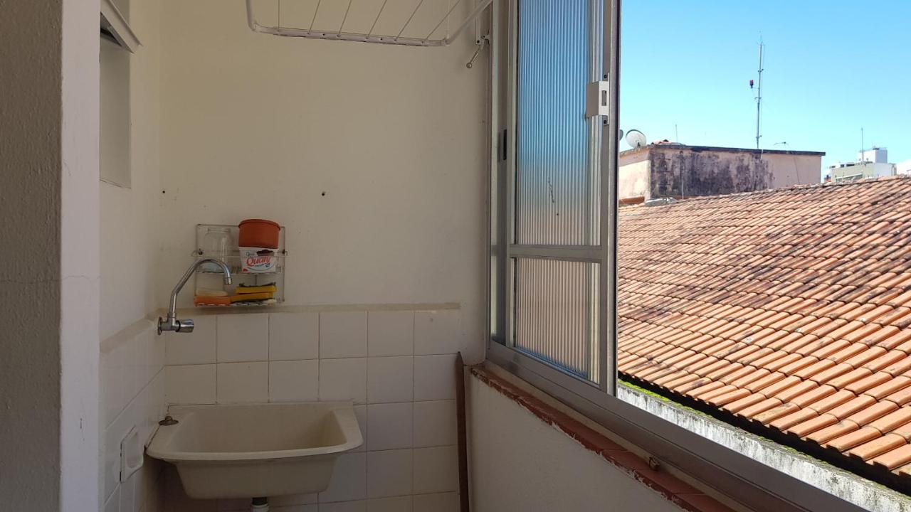 Apartamento A Uma Quadra Da Praia Гуаружа Экстерьер фото